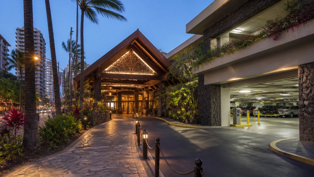 valet parking at beachcomber